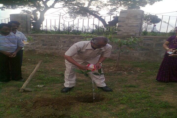 Karnatak Law Societys Pre University College-Plantation