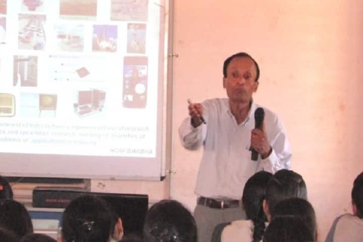 Saraswati Pre University College-Classroom