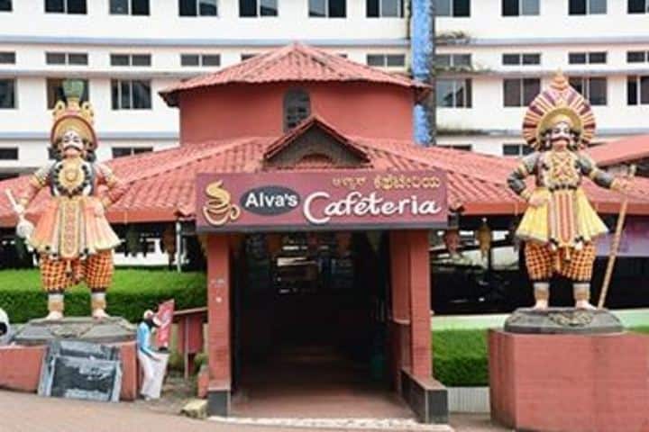 Alvas Pre-University College-Cafeteria