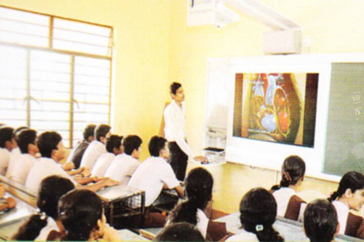 Vidyarashmi Independent Pre University College-Science Lab