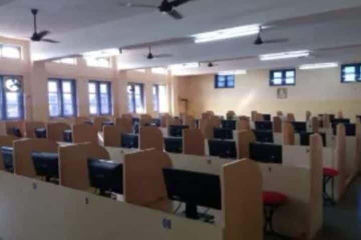 Sarojini Madhusudhan Kushe College-Computer Lab