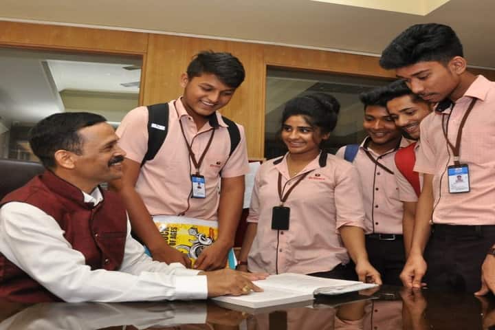 Brilliant Pre University College-Teaching