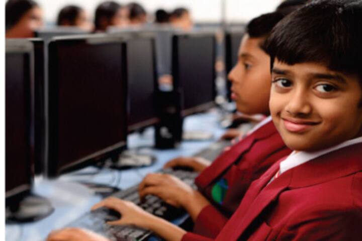 Sri Chaitanya Pre-University College- well-Computer Lab