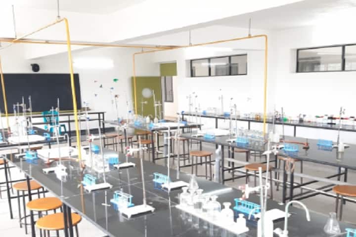 Boscoss Pre University College-Chemistry Laboratory
