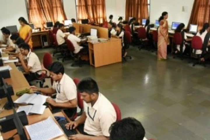 Poornaprajna Pre University College-IT-Lab