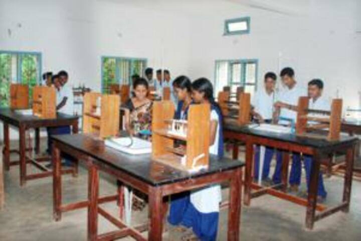 Sri Durga Parameshwari Temple Pre University College-Chemistry Lab