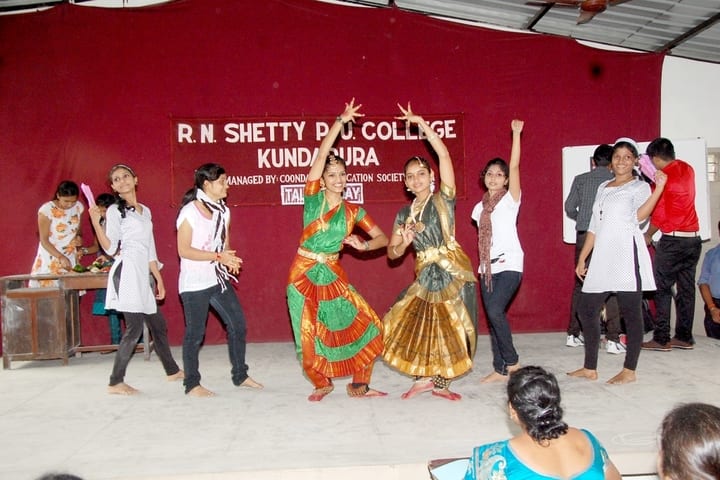 R N Shetty Composite Pre University College-Dance