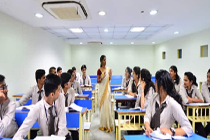 Mahesh Pre University College-Classroom