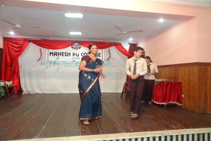 Mahesh Pre University College-Teachers Day