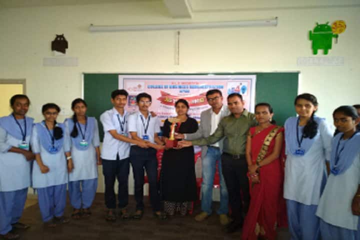 SNJPSNMS Independent Pre University College-Prize