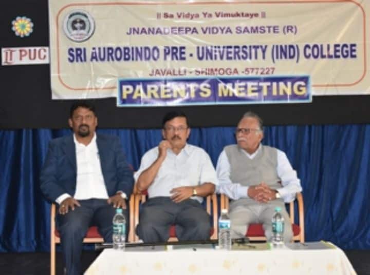 Sri Aurobindo Pre-University College-meeting