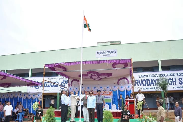 Sarvodaya Pre-University College-Flag Hosting