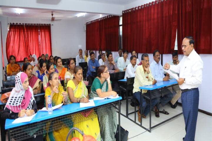 Vijaya Chetana Pre-University College-Staff