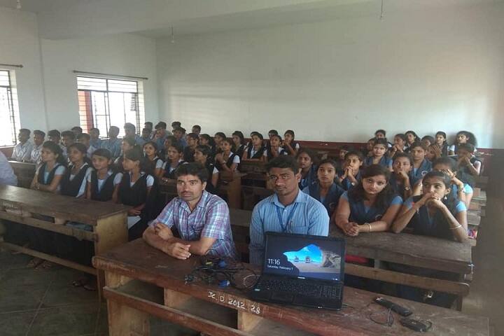 Sri Jagadguru Chandrashekhara Bharathi Memorial Pre University College-Classroom