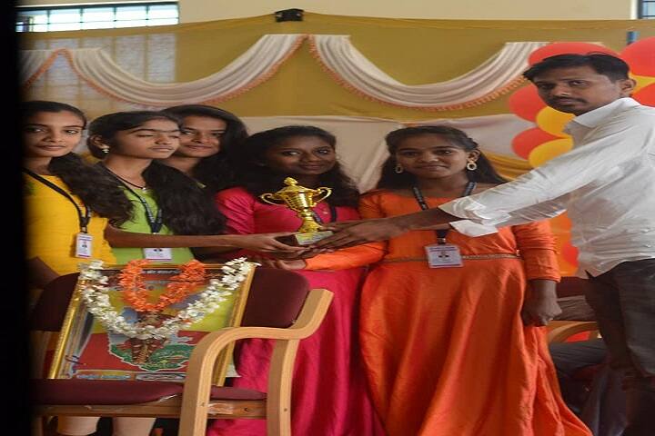 Elite Pre University College-Prize