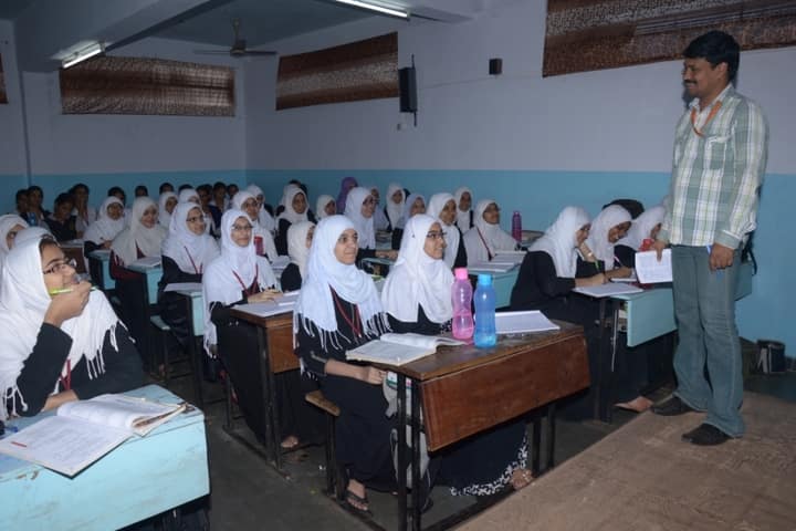 Global Shaheen Pre-University College-Classroom