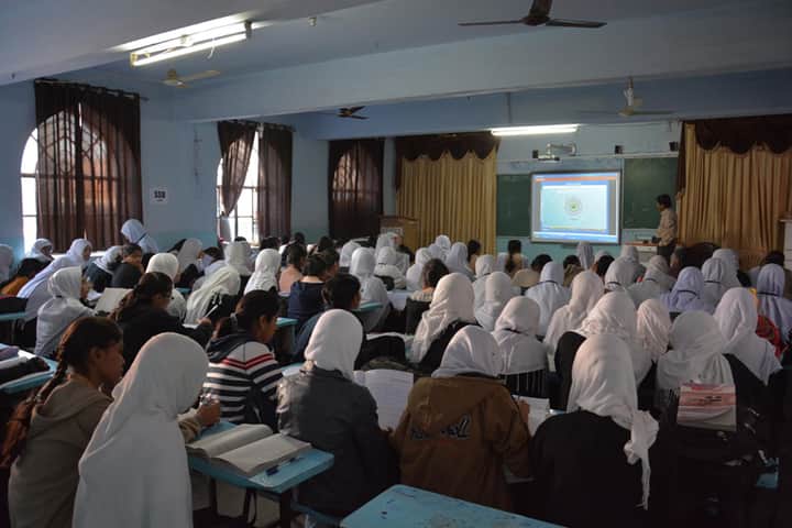 Global Shaheen Pre-University College-Digital Classroom