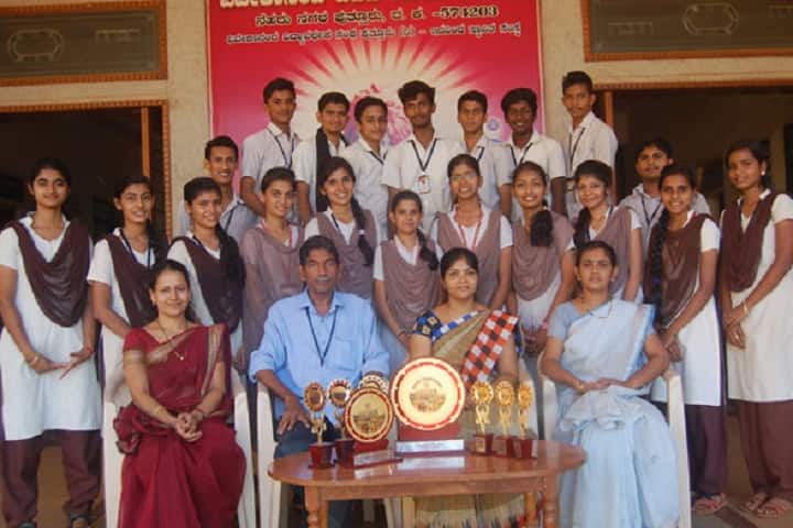 Vivekananda Pre University College-Prize