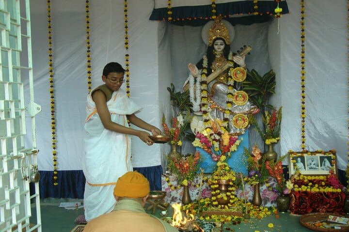 Ramakrishna Mission Vidyabhavan High School-Festival Celebration