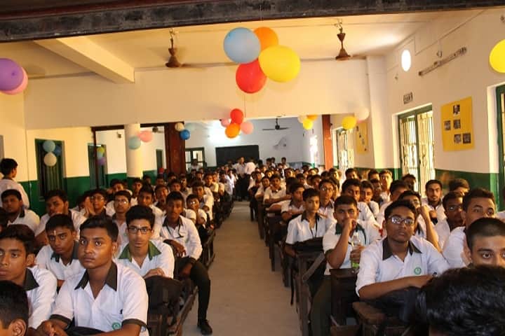 Uttarpara Amarendra Vidyapith-Classroom View