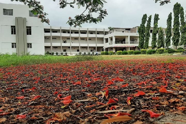 Yashwantrao Chavan Mahavidyalaya-Campus-View