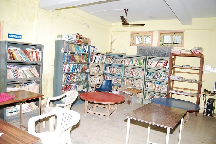 DR R P NATH Junior College-Library
