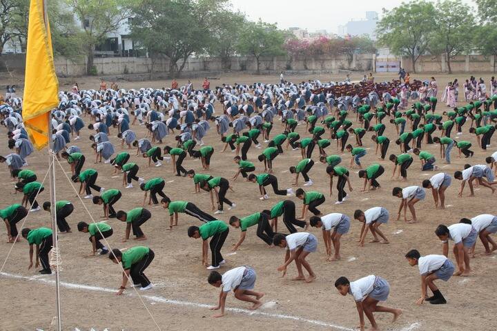 Haribhai Deokaran High School and Junior College-Students