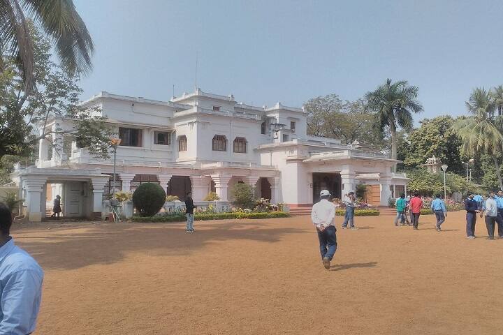 Gurap R K Institution-Tour
