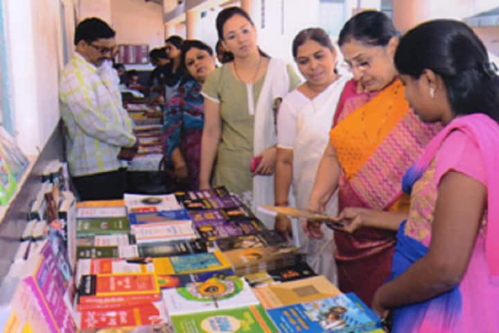 Laxmibai Bhaurao Patil Mahila Mahavidyalaya-Exhibition
