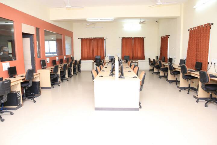 DHB Soni College-IT-Lab View