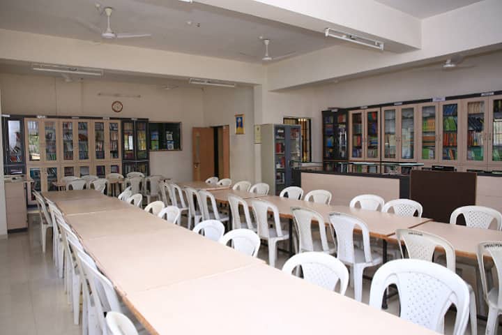 DHB Soni College-Library