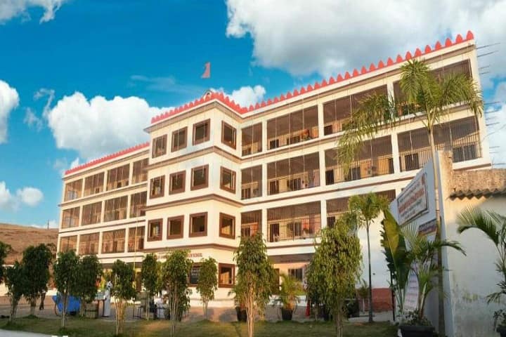 Dharmavir Anand Dighe English Medium School-School Building