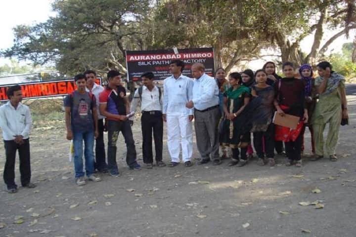 Kohinoor Arts Commerce and Science College-Field Trip