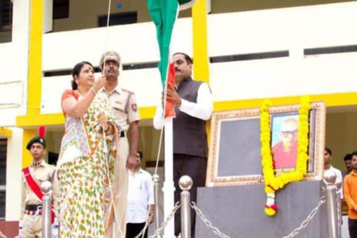 Kesharbai Sonajirao Kshirsagar Alias kaku College of Arts Science and Commerce-Independence Day