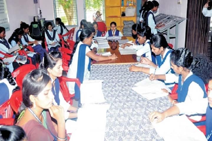 Shri Vyankatesh Arts and Commerce College-Girls Reading Room