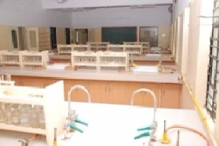 Shardabai Pawar Womens Junior College-Chemistry Laboratory