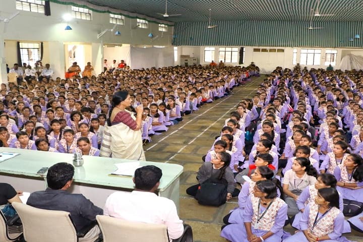 Shardabai Pawar Womens Junior College-Speech