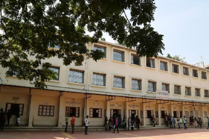 Bhiwandi Nizampur Nagarpalika College-College Building