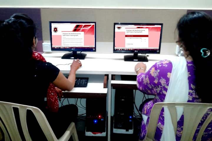 St Andrews College of Arts Science and Commerce-IT-Lab View