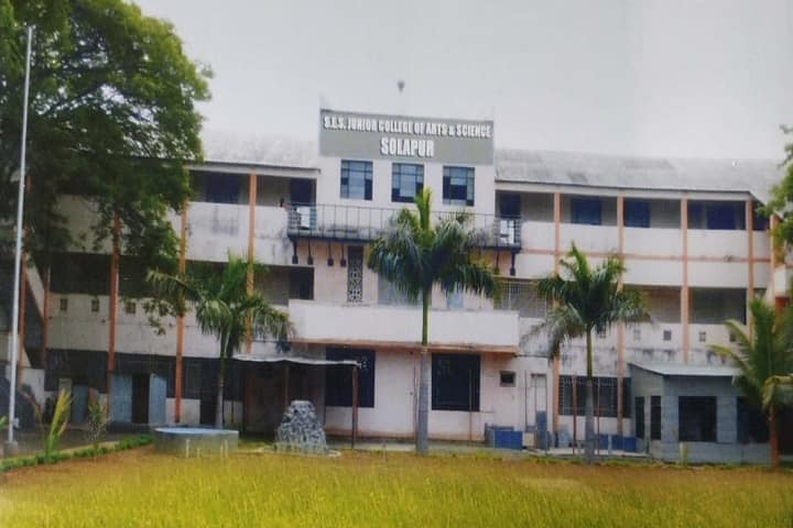 S E S Junior College Of Arts and Science-Campus View