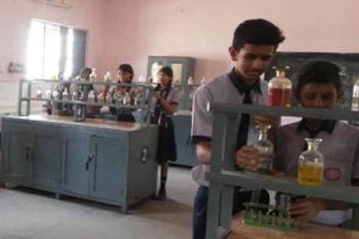 Shri Gujrati English Medium Higher Secondary School-Chemistry Lab