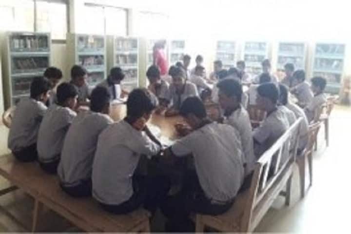 Shri Gujrati English Medium Higher Secondary School-Library