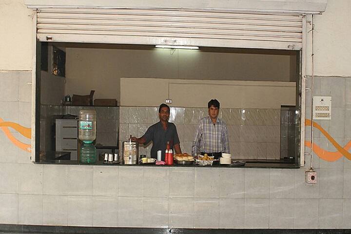Abid Patel College of Commerce and Arts-Cafeteria