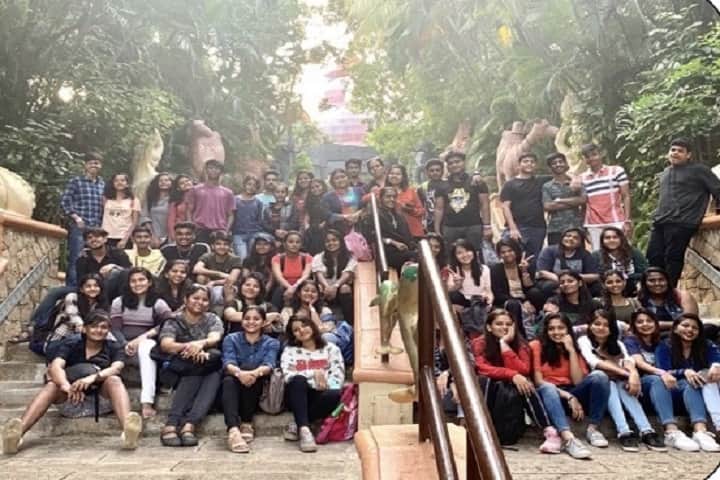 Mount Carmel High School and Junior College-Picnic