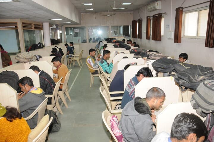 Dr Annasaheb G D Bendale Mahila Mahavidyalaya-Exam View