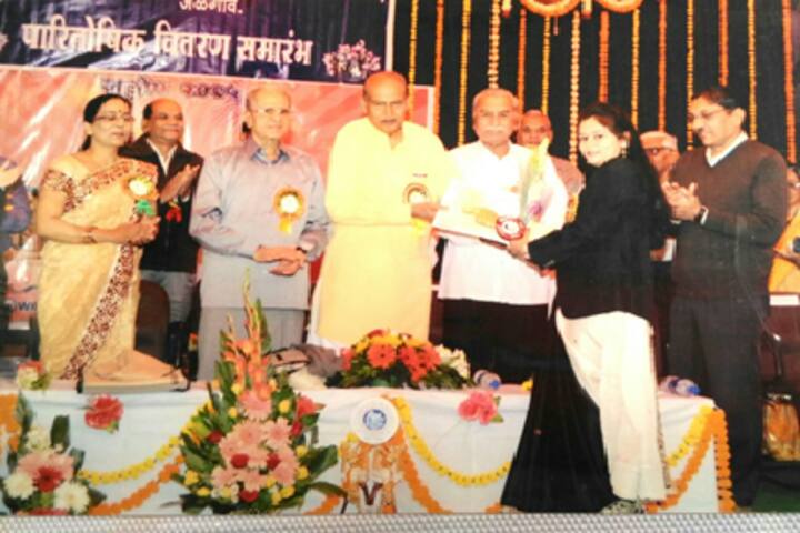 Dr Annasaheb G D Bendale Mahila Mahavidyalaya-Prize Distribution