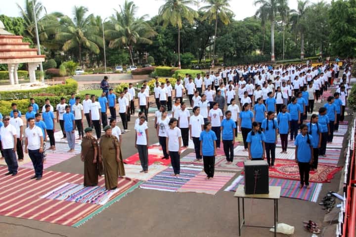 Yashwantrao Chavan Warana Mahavidyalaya-Yoga