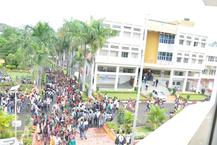 Yashavantrao Chavan Junior College-Campus View