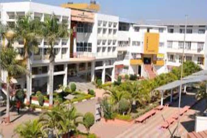 Yashavantrao Chavan Junior College-Main Building