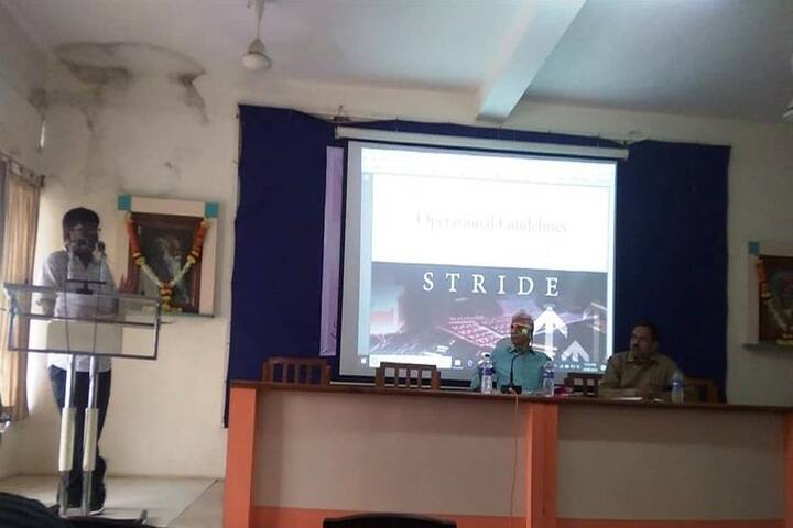 Rajarshi Chhatrapati Shahu College-English A guidance lecture
